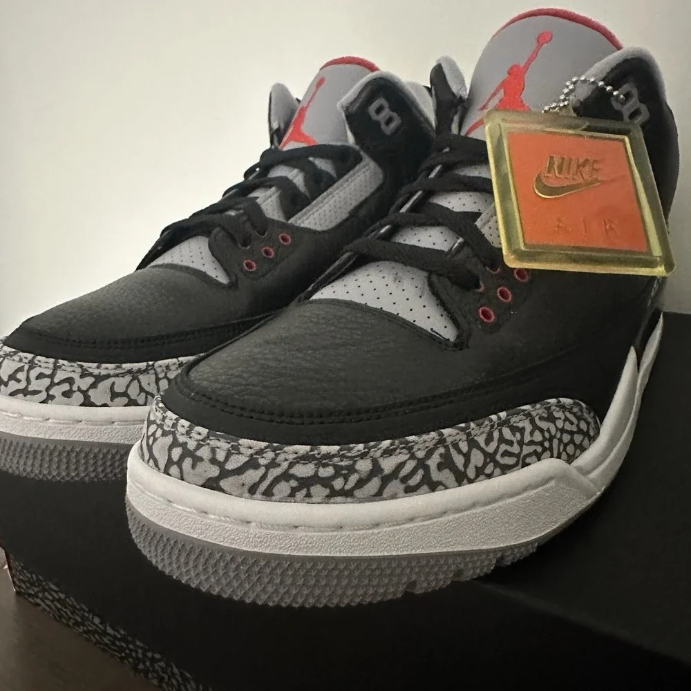Size 13 - Jordan 3 Retro OG Mid Black Cement  Style 854262-001  2018 New Box